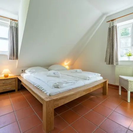 Rugana - Komfort Mit 2 Schlafzimmern Und Terrasse C48